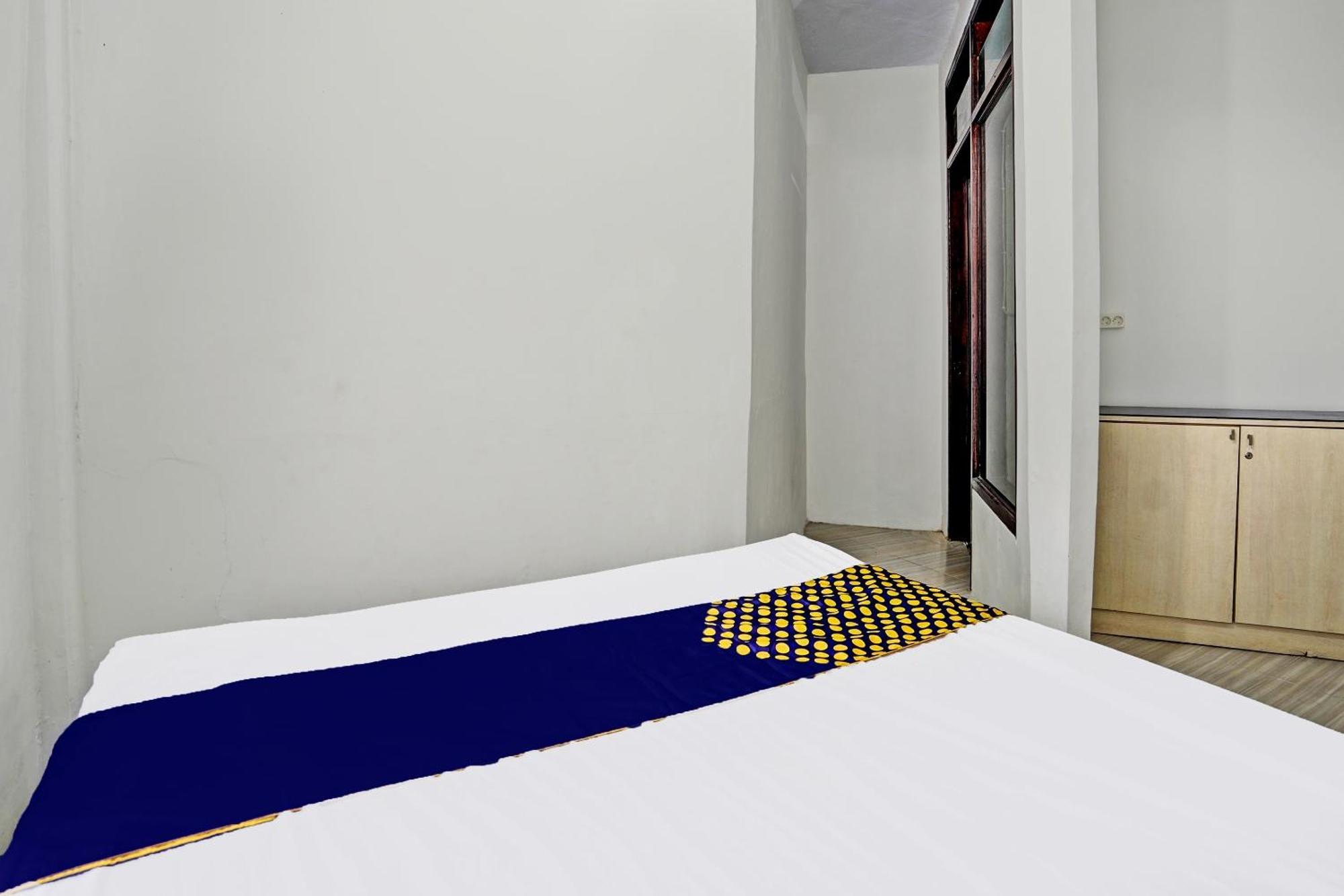 Spot On 92388 Villa Segi Delapan Prigen エクステリア 写真