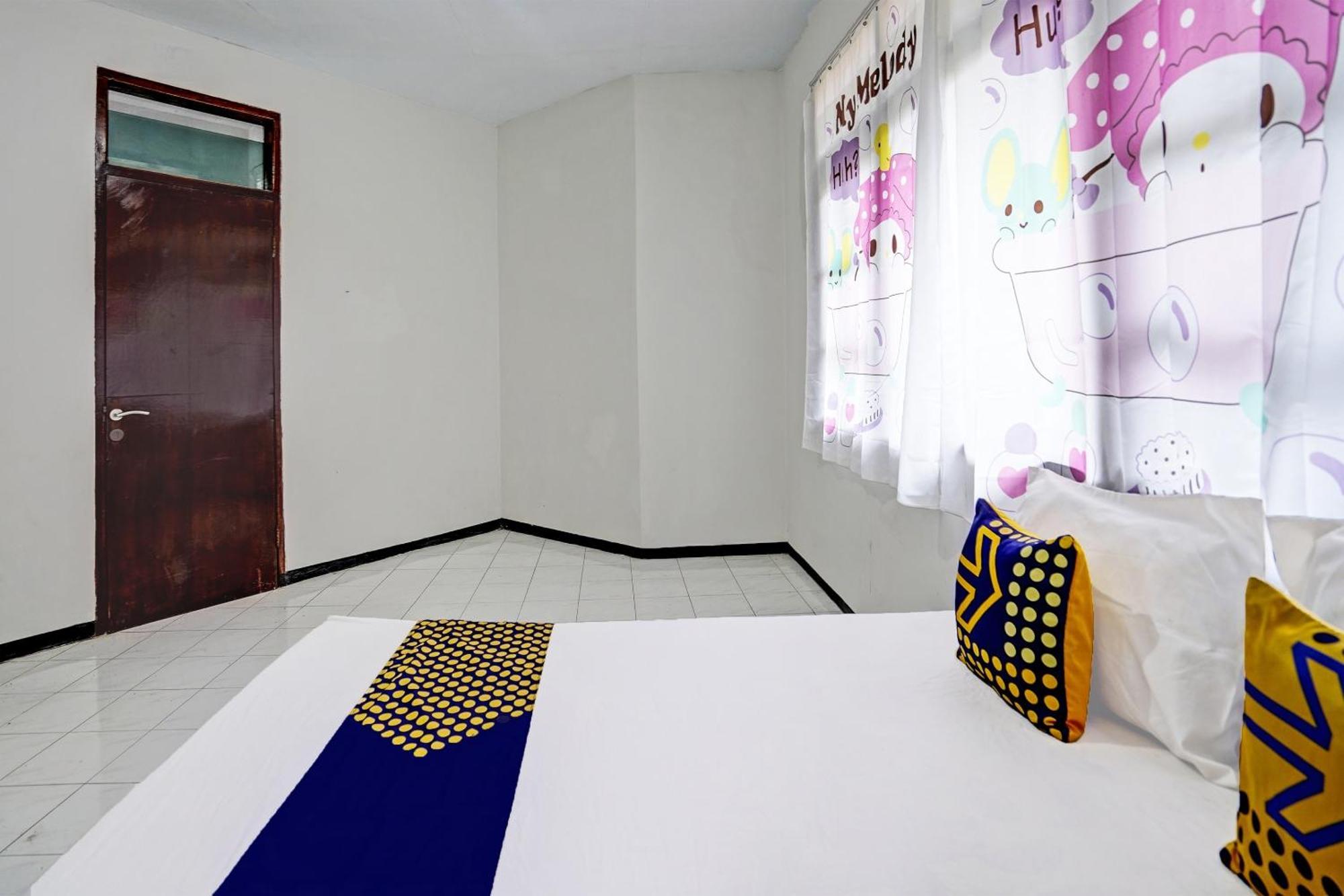Spot On 92388 Villa Segi Delapan Prigen エクステリア 写真