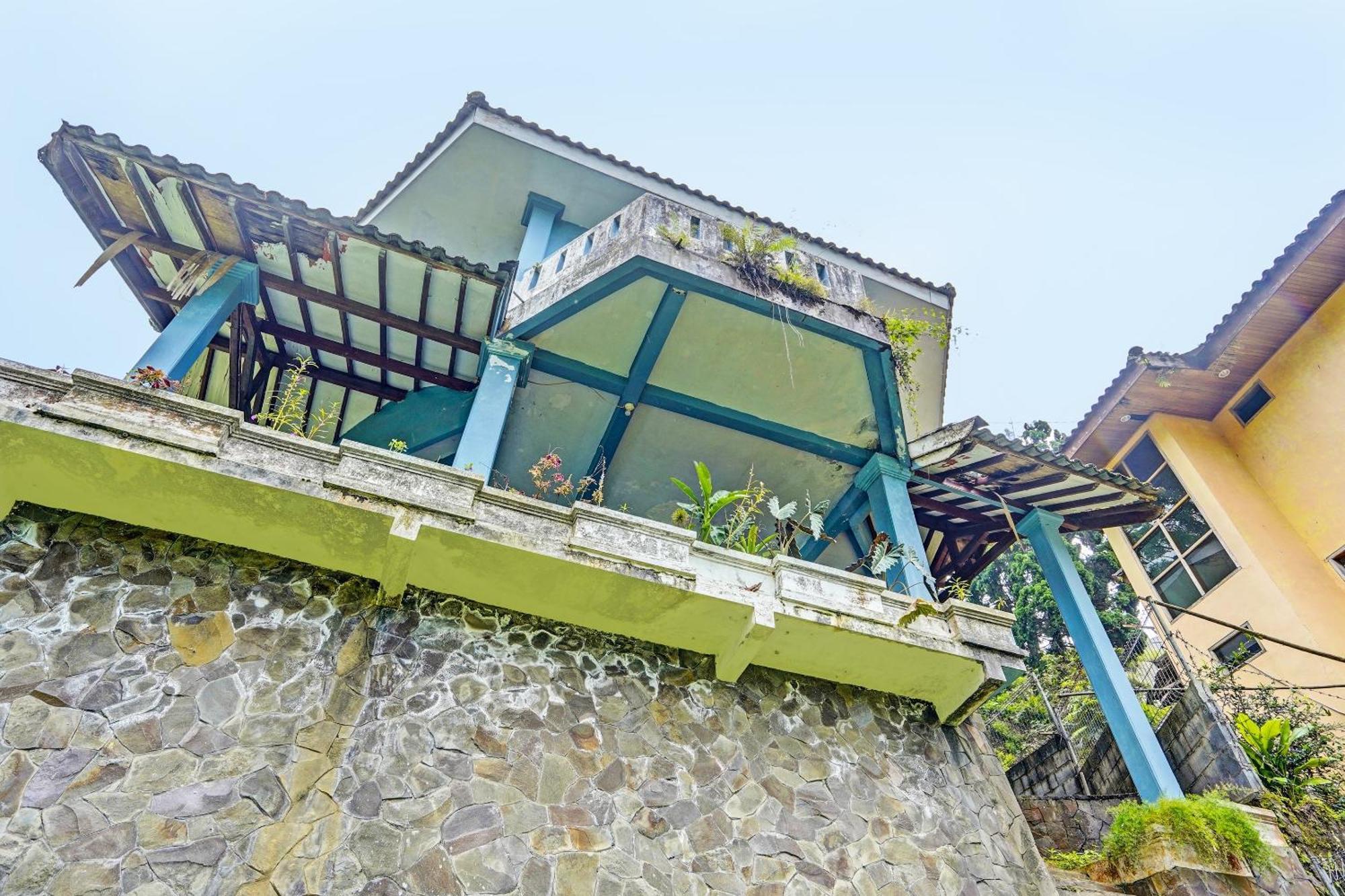 Spot On 92388 Villa Segi Delapan Prigen エクステリア 写真